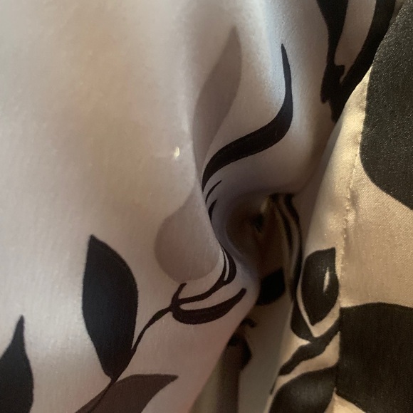 LOFT Lightweight Beige Floral Satin Bomber Jacket Women’s XS Extra Small - Picture 11 of 11